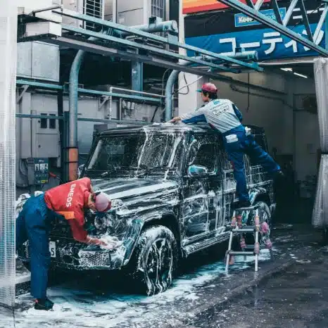 Car wash - process - photo